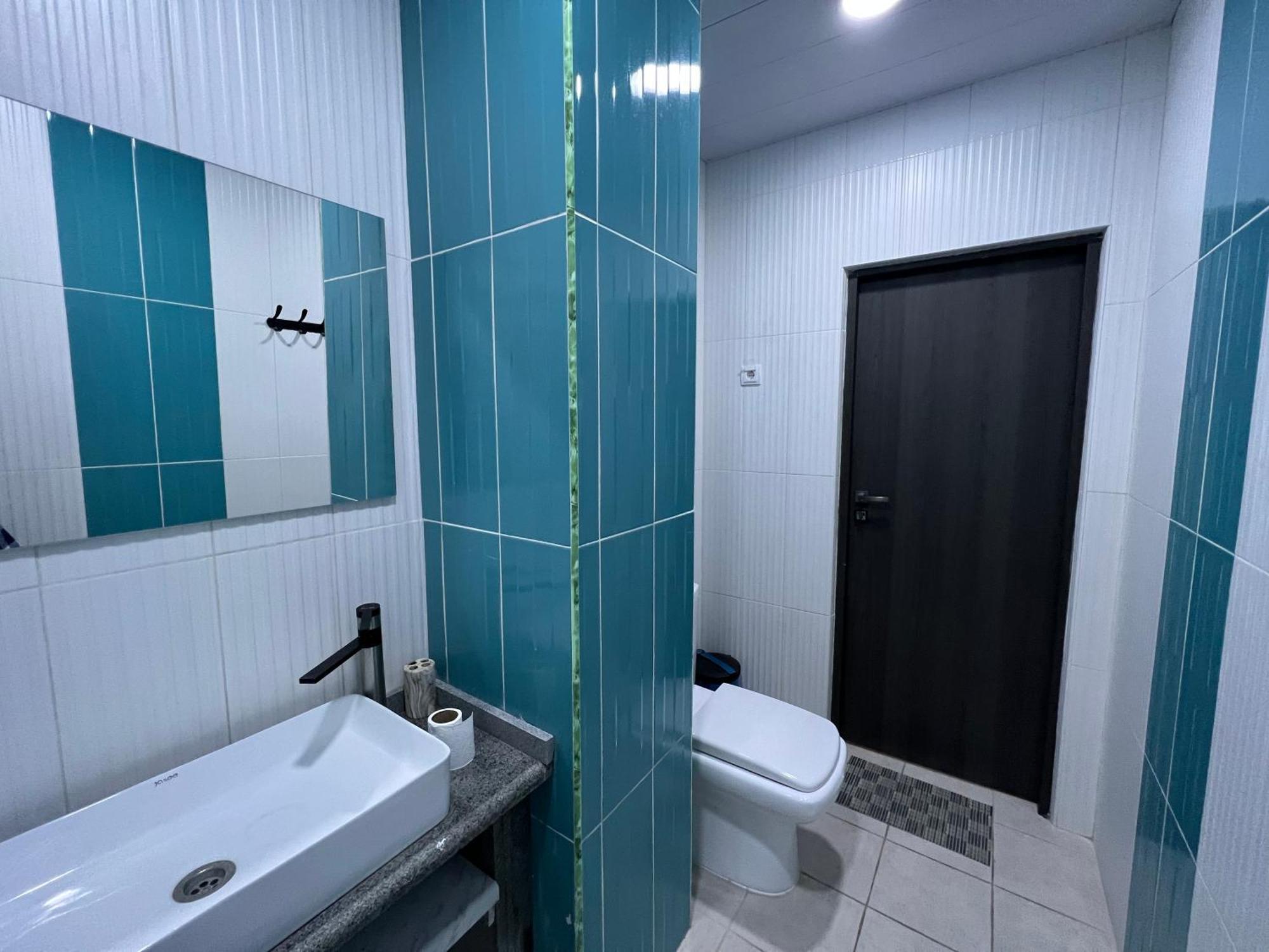Rp Hotel  Jerevan Buitenkant foto