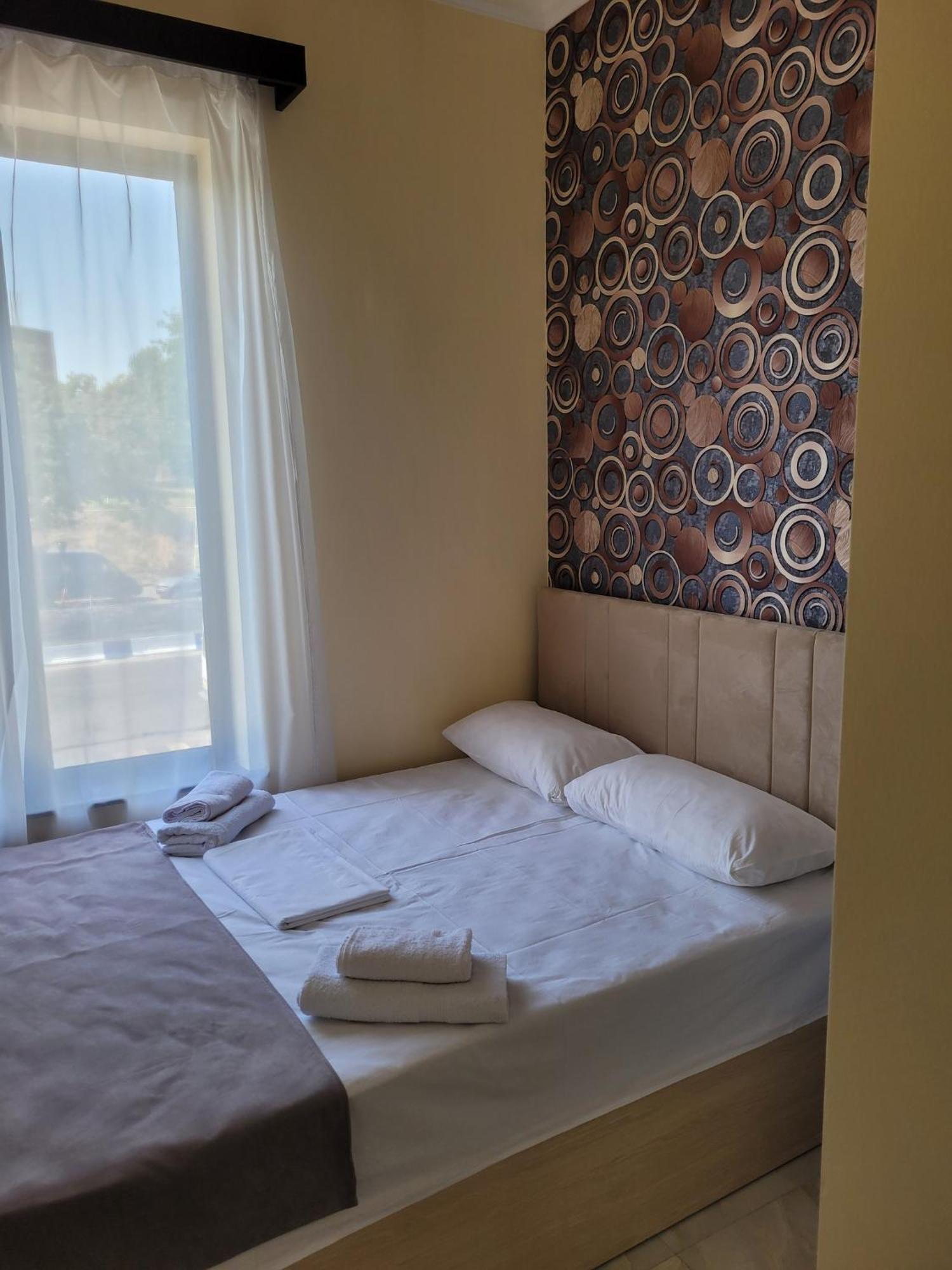 Rp Hotel  Jerevan Buitenkant foto